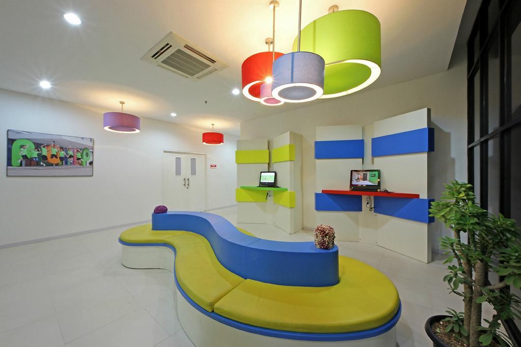 Pop! Hotel Airport Jakarta Tangerang Luaran gambar